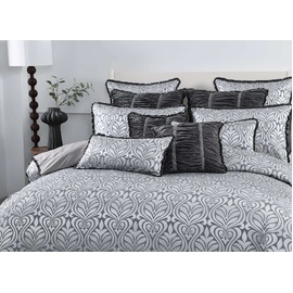 Victorie Silver [SIZE: Square Cushion]