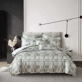 Huxley [SIZE: Square Cushion]
