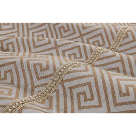 Empress  [SIZE: Square Cushion]