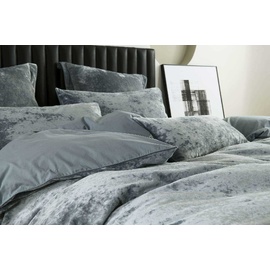 Cody Silver Velvet [SIZE: Oblong Cushion]