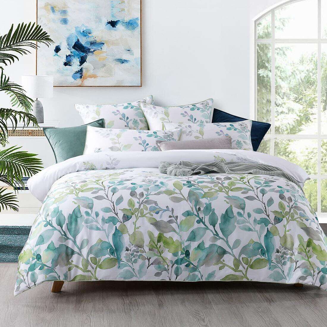 White Quilt Covers Deluxe White Duvet Cover Collection