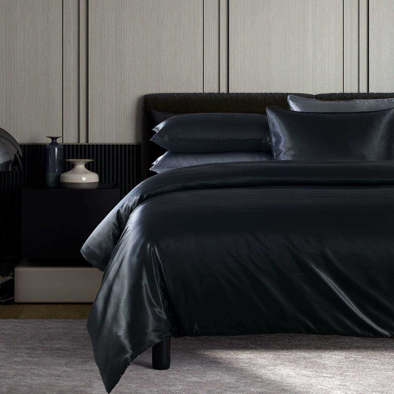 Satin Quilt Cover Set Black [SIZE: Super King Bed]