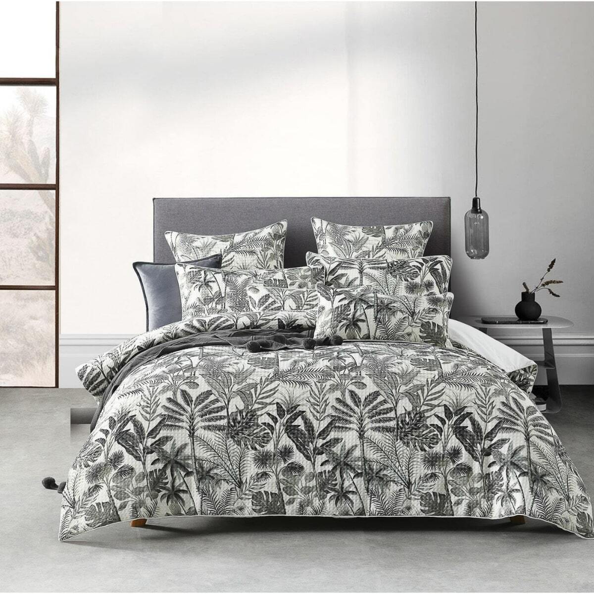 Finch Quilt Cover Set [SIZE: Oblong Cushion]