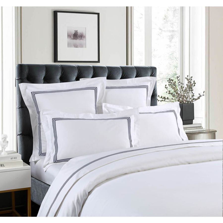 Ritz 1000 Thread Count Embroidered White/Navy Sheet Set [SIZE: Super King Bed]