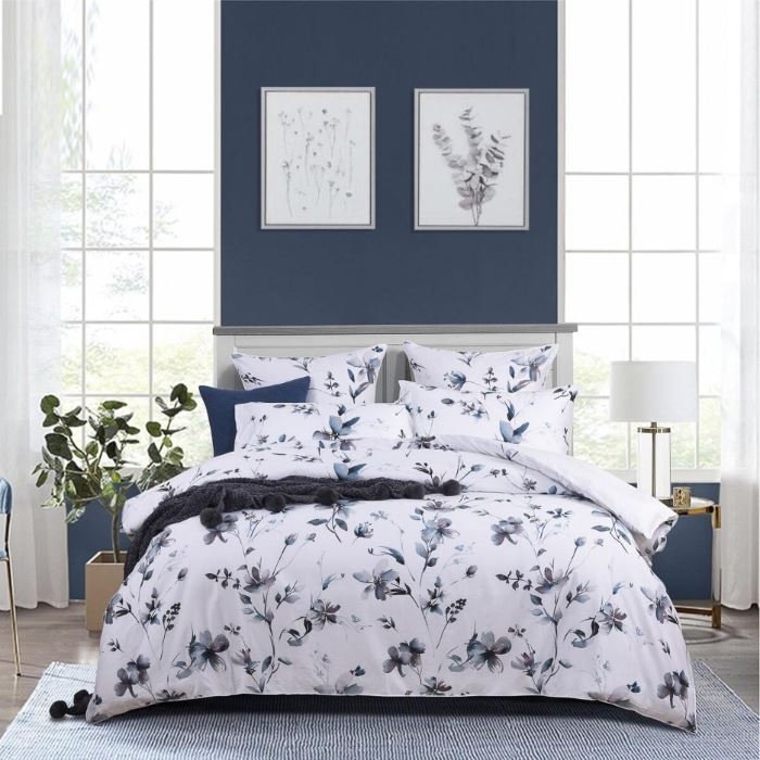 Floral quilt cover for spring from Manchester Collection