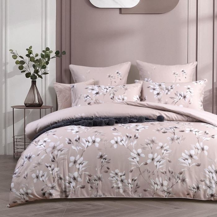 Linen floral quilt cover