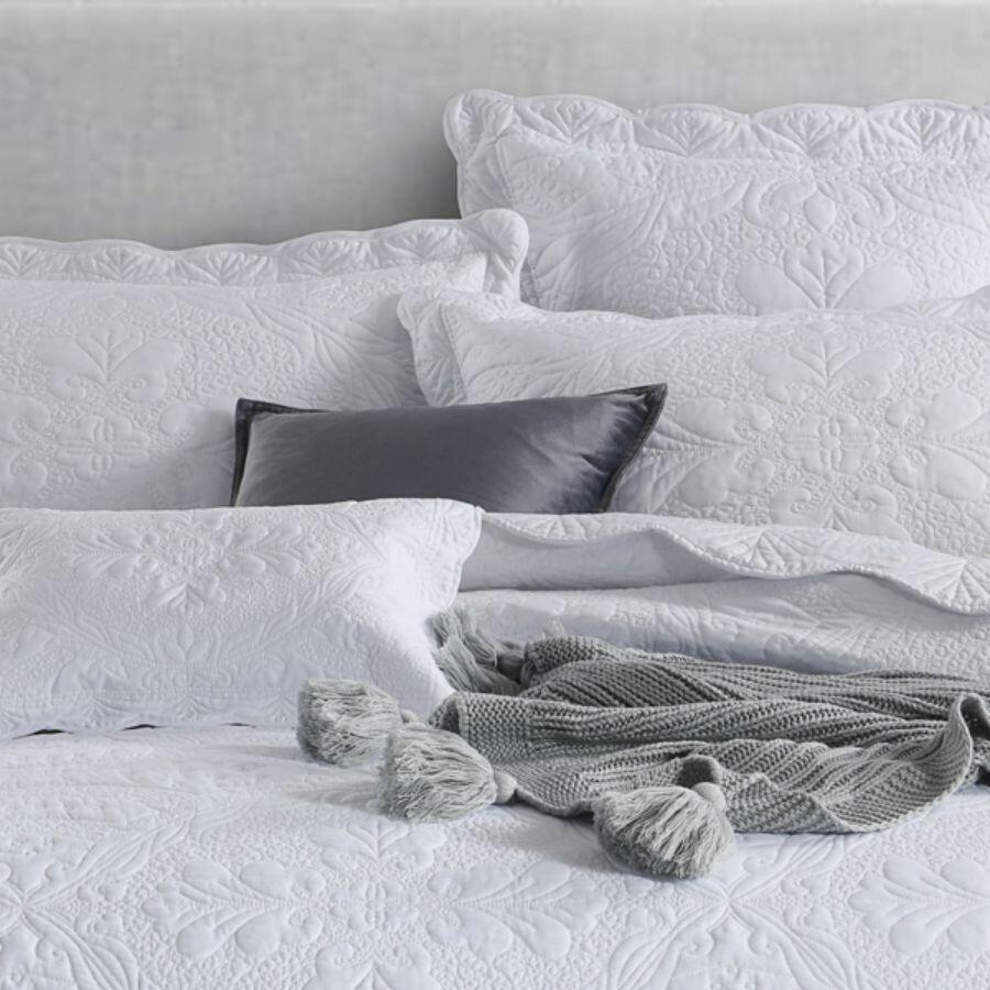 Medici Bedspread Queen Bed White — original product detail photograph