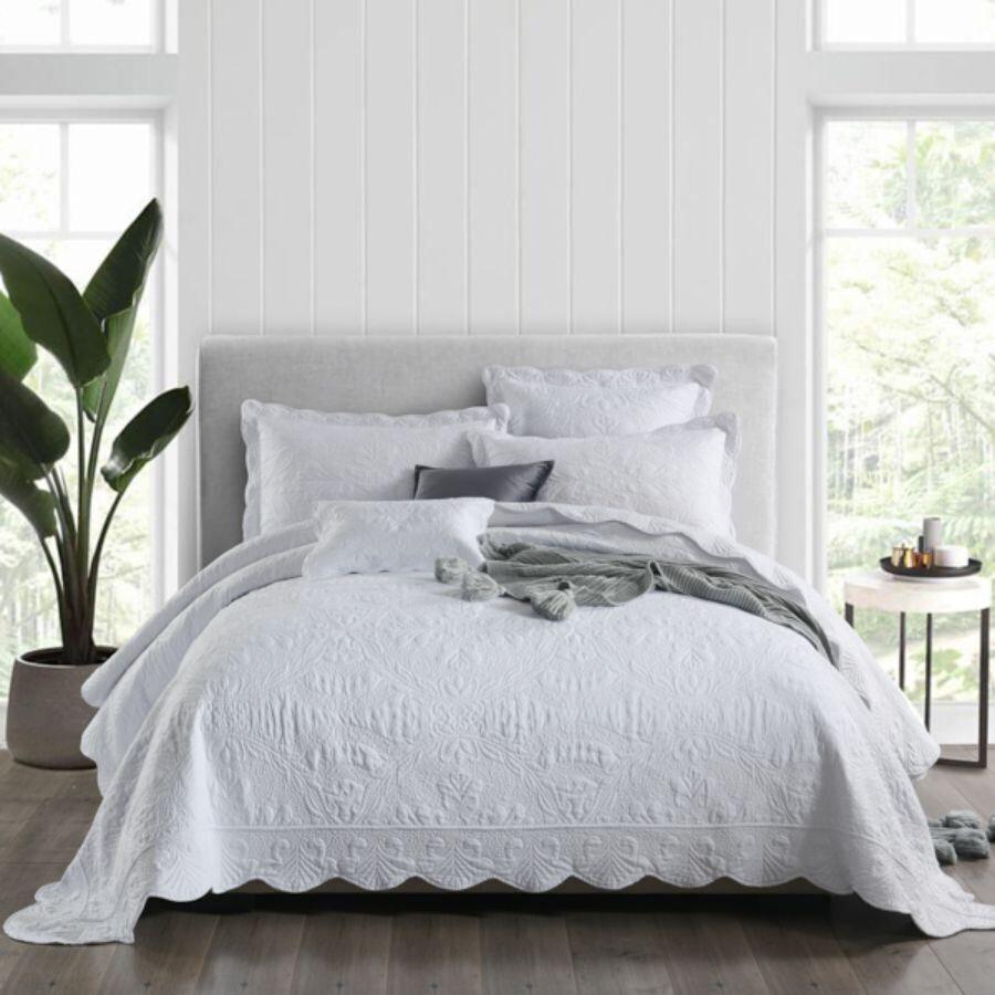 Medici Bedspread Queen Bed White — original product styling photograph