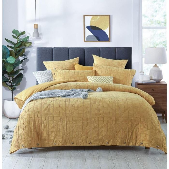 Yellow quilt cover set - Manchester Collection