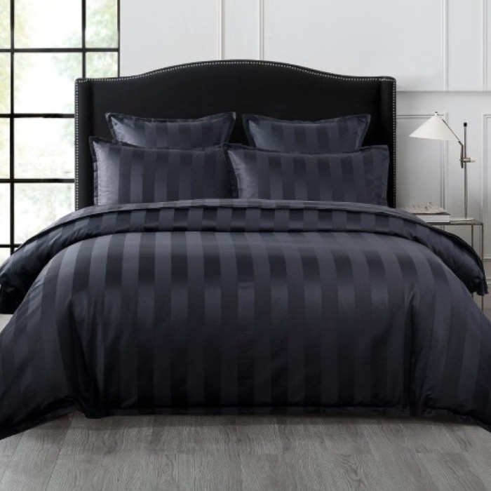 Black Quilt Covers