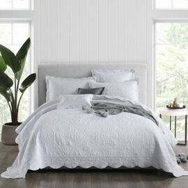 Medici White Bedspread Queen Bed