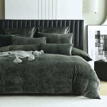 Cody Forest  Velvet [SIZE: Oblong Cushion]