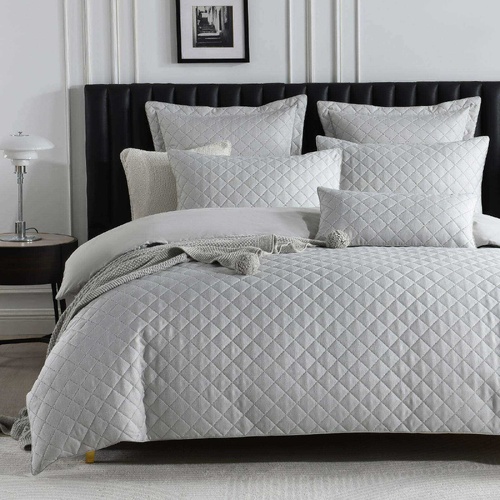 Emerson Quilt Cover Silver