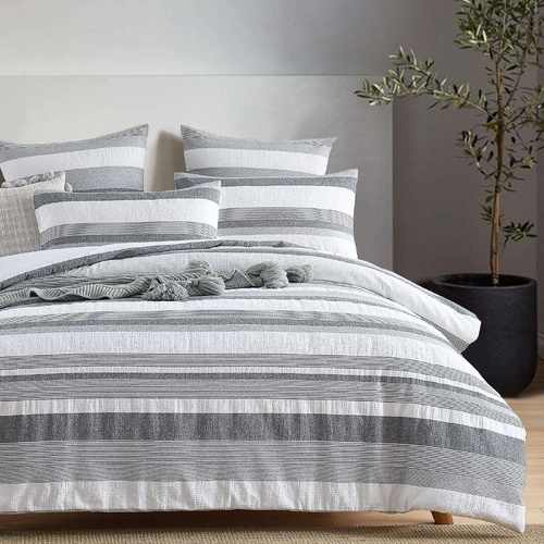 Taylan Quilt Cover Set