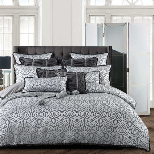 Victorie Silver Quilt Cover Set