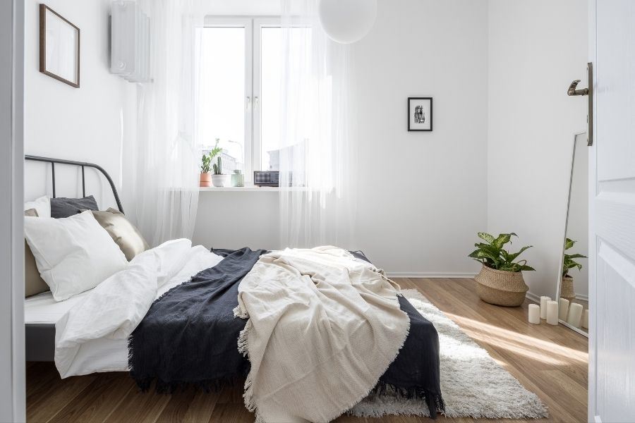 Best Linens For A Minimalist Bedroom main image